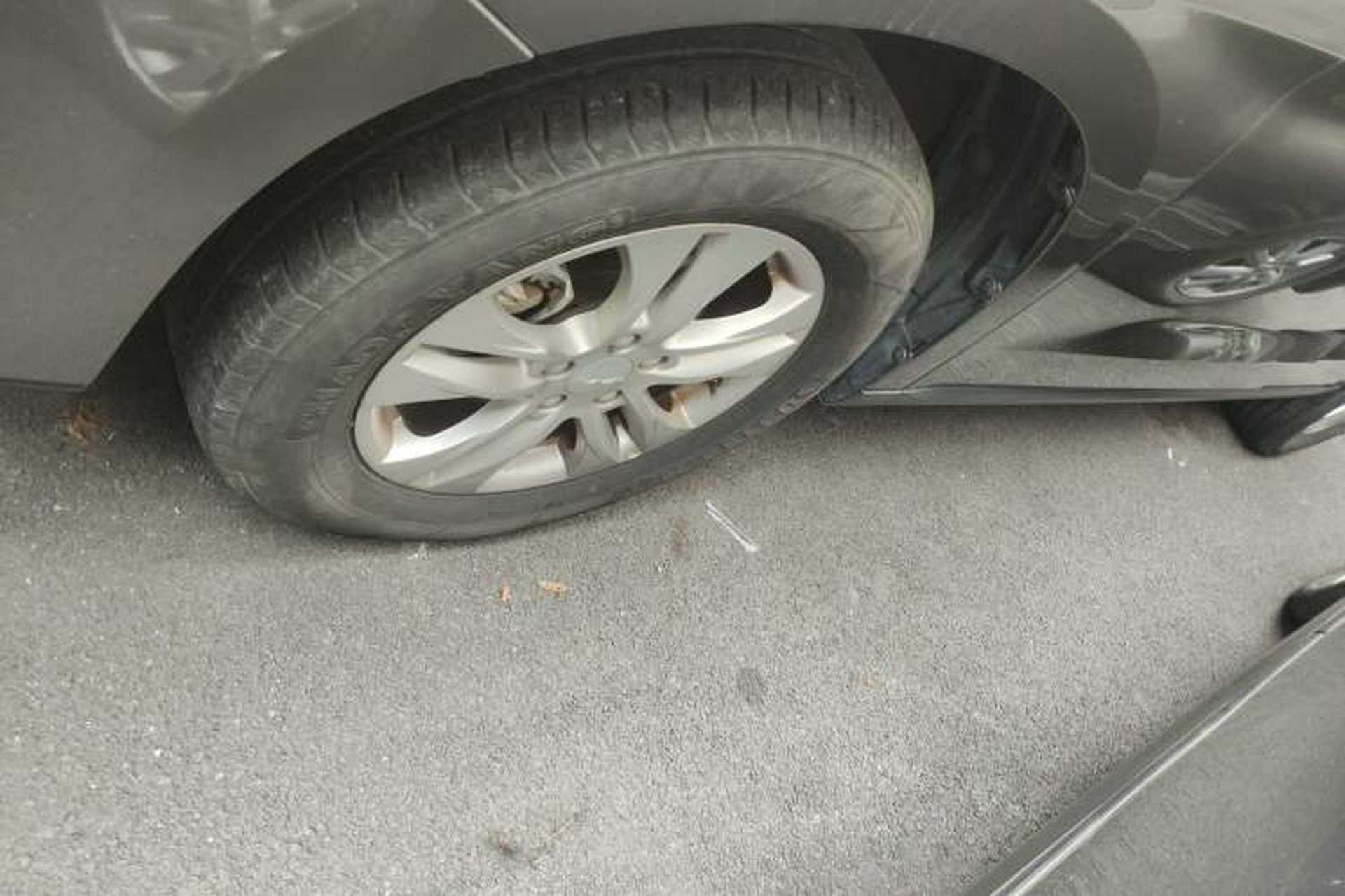 Used Haval M6 2019 1.5T DCT Two-Wheel Drive Value Edition China VI Standard Left Front Wheel Hub
