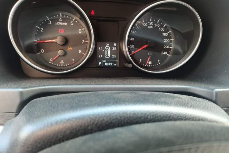 Used Haval M6 2019 1.5T DCT Two-Wheel Drive Elite Version China V Standard Odometer Close Up