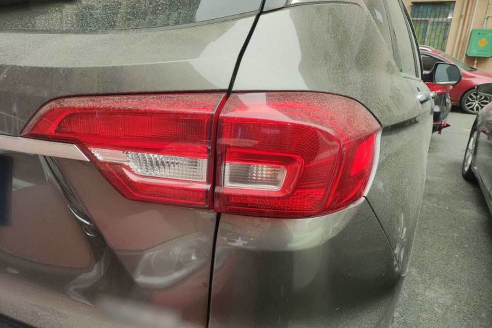 Used Haval M6 2019 1.5T DCT Two-Wheel Drive Value Edition China VI Standard Right Rear Taillight