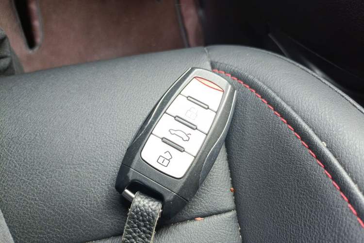 Used Haval M6 2019 1.5T DCT Two-Wheel Drive Value Edition China VI Standard Vehicle Key