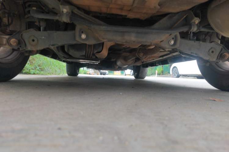 Used Haval M6 2019 1.5T DCT Two-Wheel Drive Value Edition China VI Standard Chassis Rear