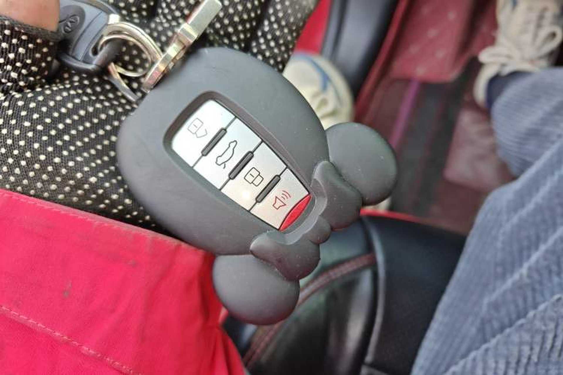 Used Haval M6 2019 1.5T Manual Two-Wheel Drive Urban Version China VI Standard Vehicle Key