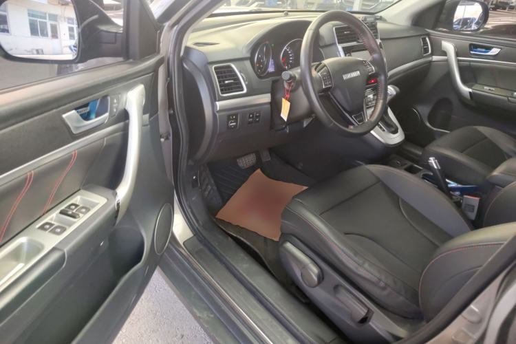 Used Haval M6 2019 1.5T DCT Two-Wheel Drive Elite Version China VI Standard Driver Seat