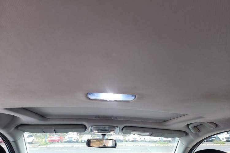 Used Haval M6 2019 1.5T DCT Two-Wheel Drive Elite Version China VI Standard Headliner