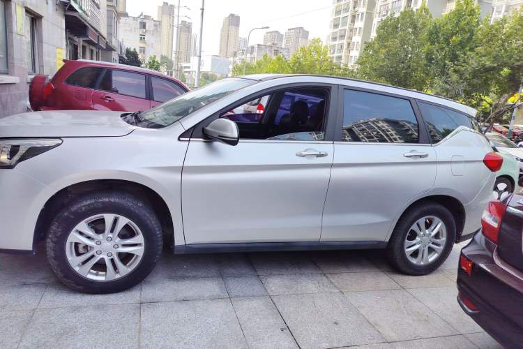 Used Haval M6 2019 1.5T Manual Two-Wheel Drive Urban Version China VI Standard Left Side