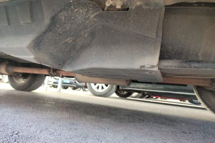 Used Haval M6 2019 1.5T DCT Two-Wheel Drive Elite Version China VI Standard Left Side Sill