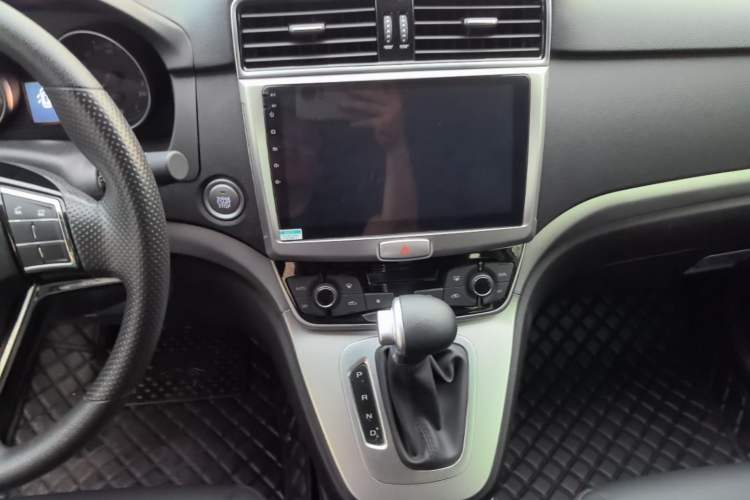 Used Haval M6 2019 1.5T DCT Two-Wheel Drive Value Edition China VI Standard Audio And AC Panel