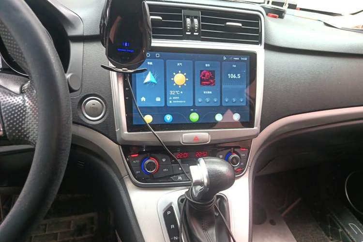 Used Haval M6 2019 1.5T DCT Two-Wheel Drive Value Edition China VI Standard Audio And AC Panel