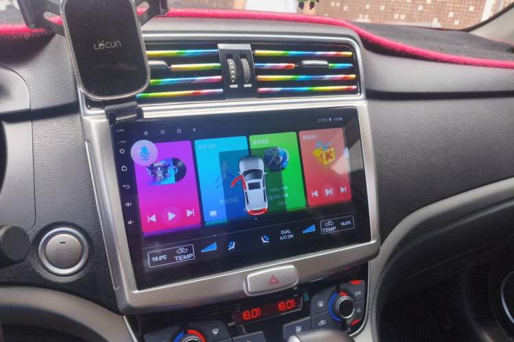 Used Haval M6 2019 1.5T DCT Two-Wheel Drive Value Edition China VI Standard Audio And AC Panel