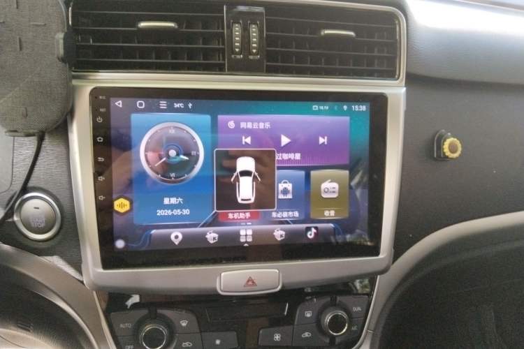 Used Haval M6 2019 1.5T Manual Two-Wheel Drive Elite Version China V Standard Audio And AC Panel