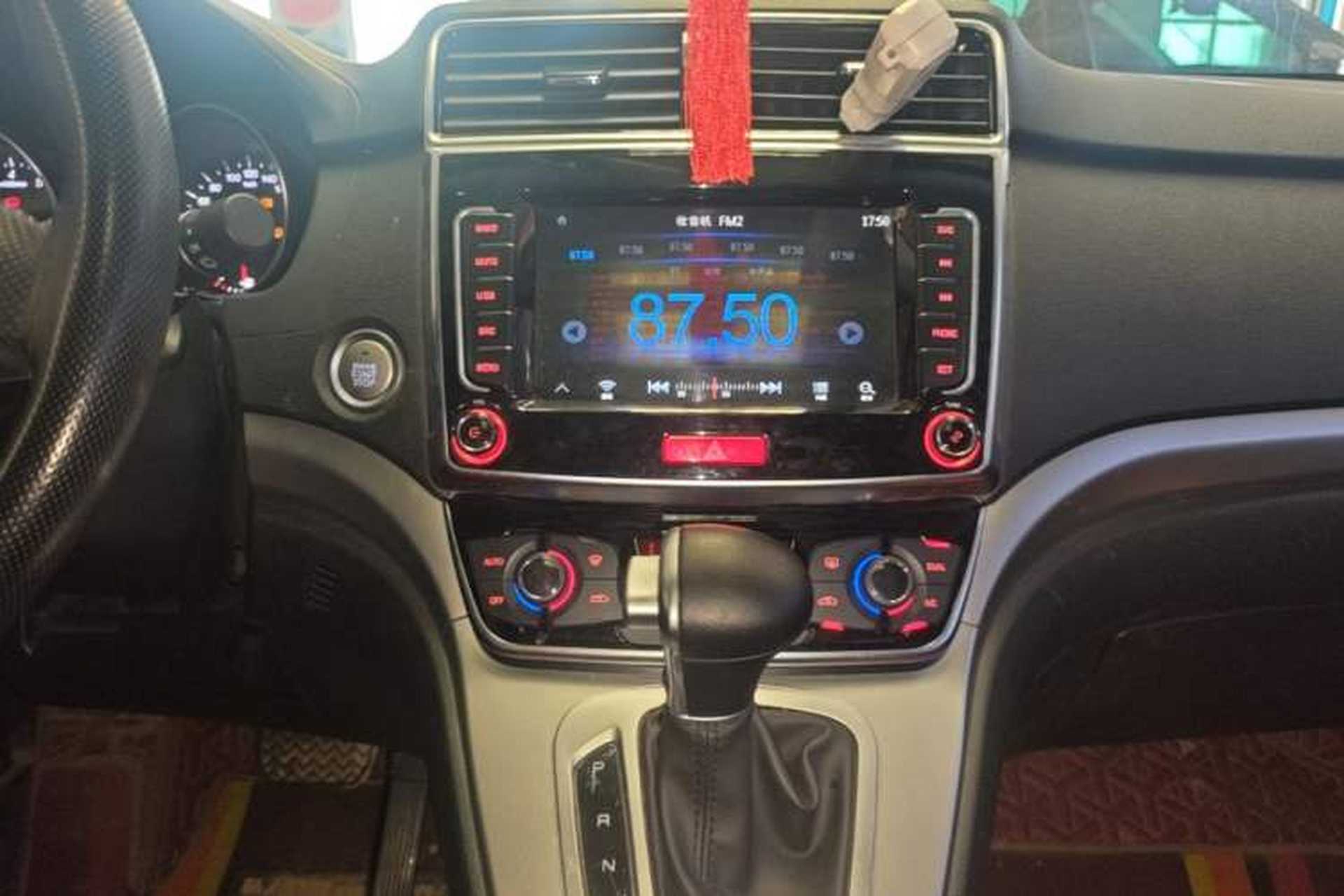 Used Haval M6 2019 1.5T DCT Two-Wheel Drive Value Edition China VI Standard Audio And AC Panel