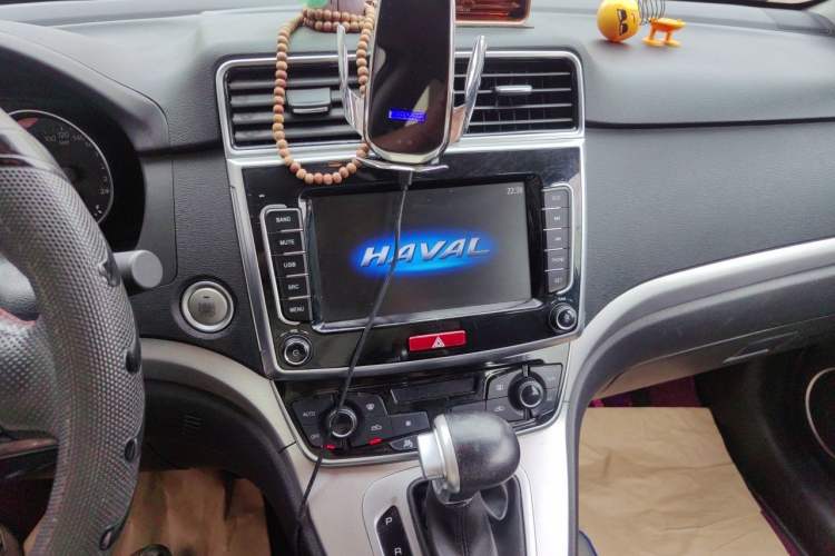 Used Haval M6 2019 1.5T DCT Two-Wheel Drive Elite Version China V Standard Audio And AC Panel