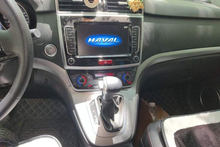 Used Haval M6 2019 1.5T DCT Two-Wheel Drive Elite Version China VI Standard Audio And AC Panel