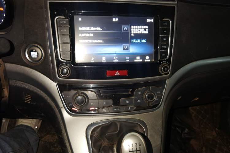 Used Haval M6 2019 1.5T Manual Two-Wheel Drive Elite Version China VI Standard Audio And AC Panel