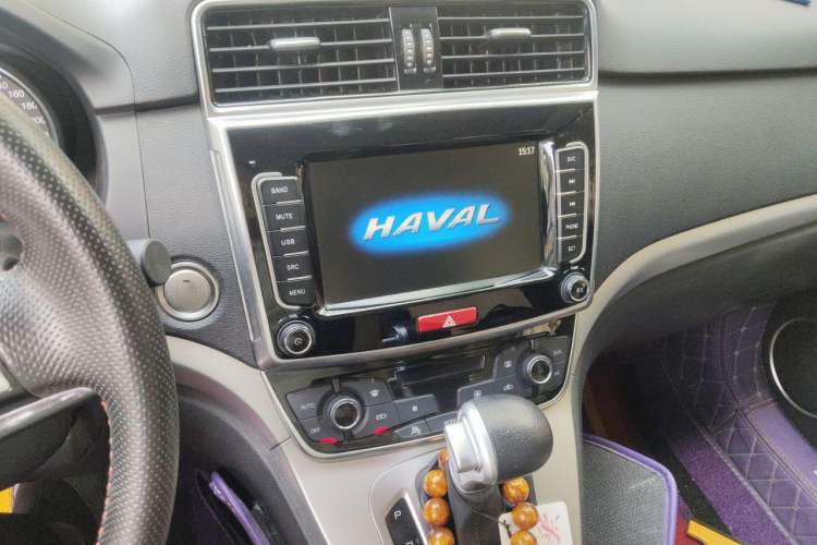 Used Haval M6 2019 1.5T DCT Two-Wheel Drive Elite Version China V Standard Audio And AC Panel