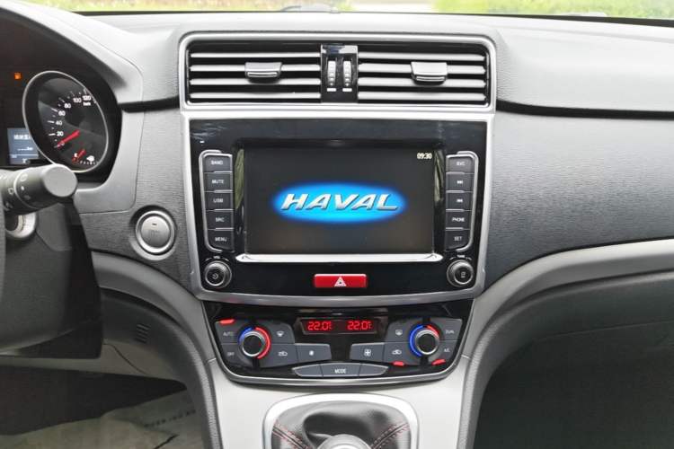 Used Haval M6 2019 1.5T Manual Two-Wheel Drive Elite Version China VI Standard Audio And AC Panel