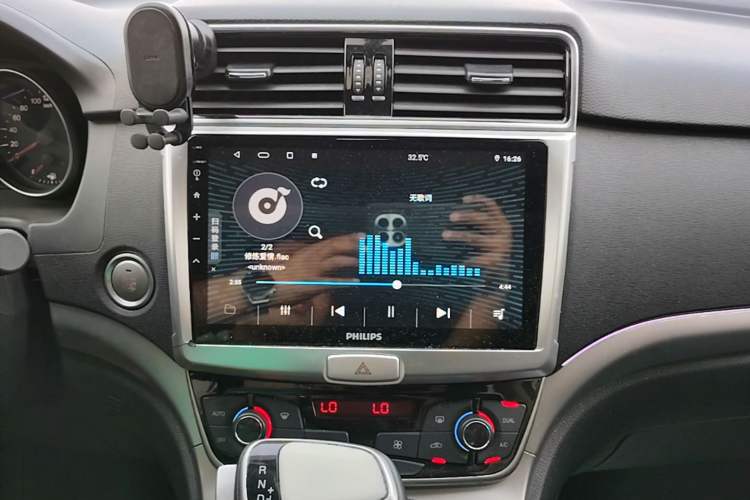 Used Haval M6 2019 1.5T DCT Two-Wheel Drive Elite Version China VI Standard Audio And AC Panel