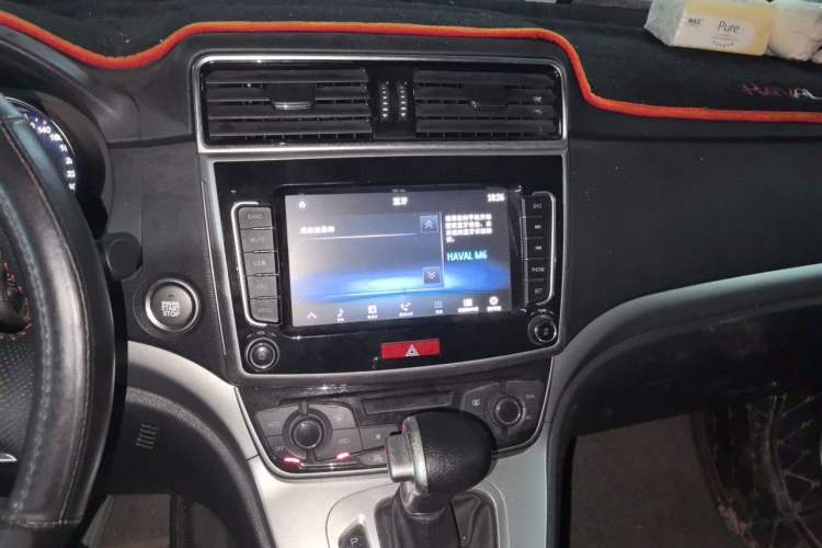 Used Haval M6 2019 1.5T DCT Two-Wheel Drive Elite Version China VI Standard Audio And AC Panel