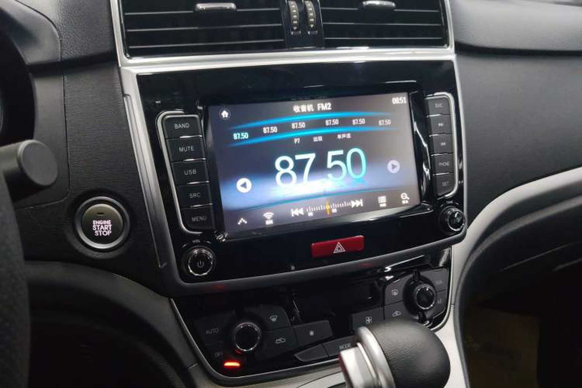 Used Haval M6 2019 1.5T DCT Two-Wheel Drive Elite Version China VI Standard Audio And AC Panel