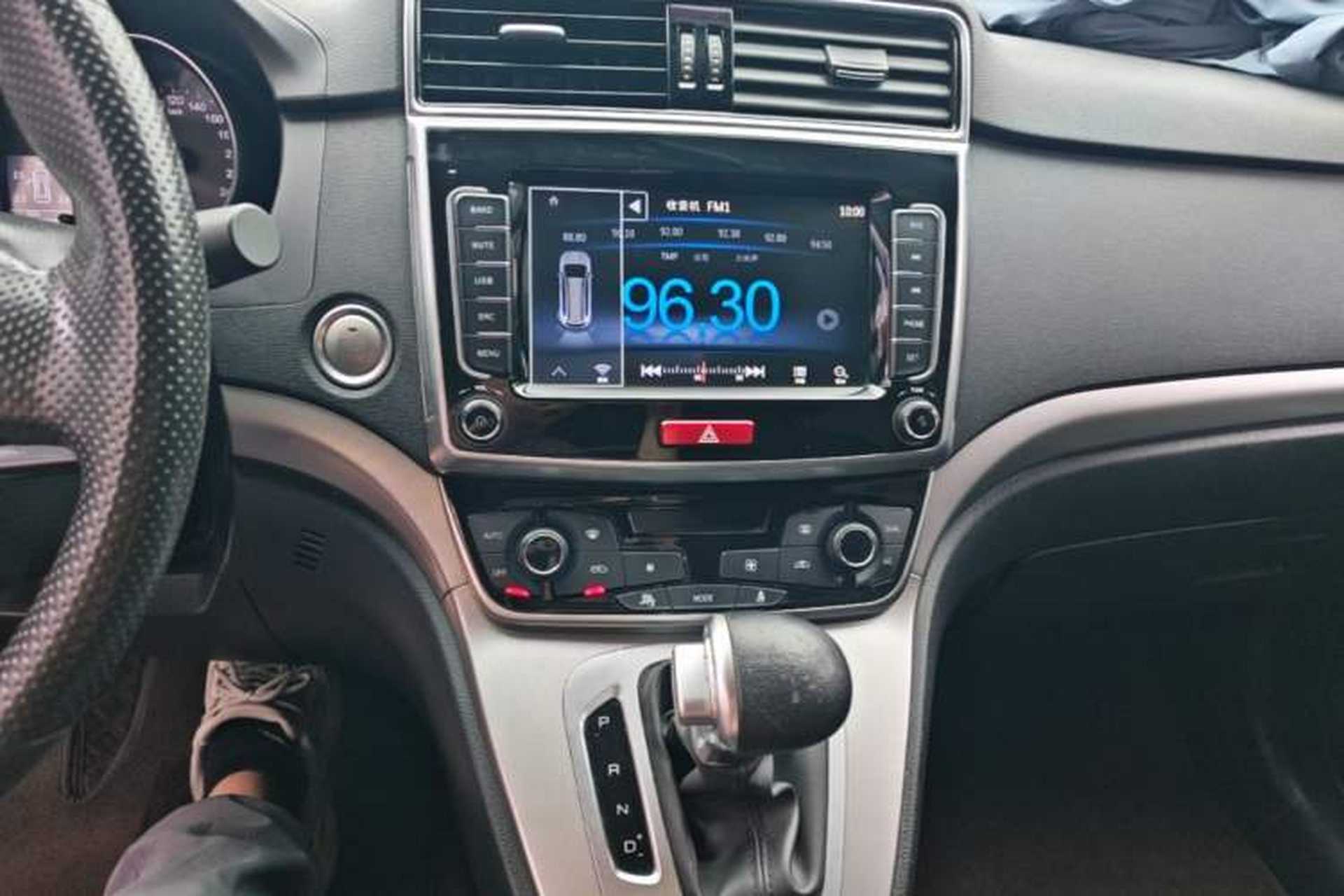 Used Haval M6 2019 1.5T DCT Two-Wheel Drive Urban Version China VI Standard Audio And AC Panel