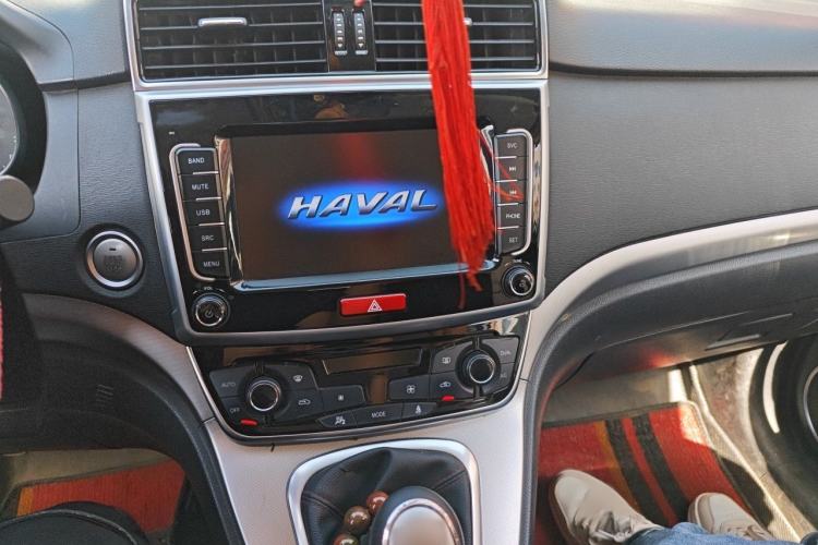 Used Haval M6 2019 1.5T Manual Two-Wheel Drive Elite Version China V Standard Audio And AC Panel