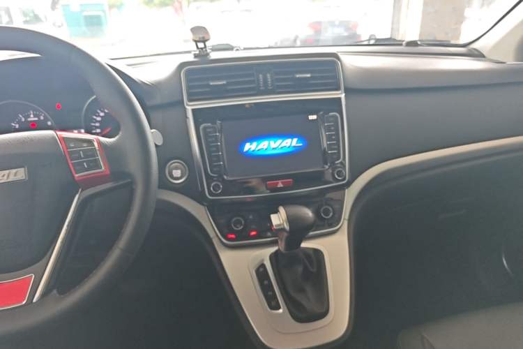 Used Haval M6 2019 1.5T DCT Two-Wheel Drive Elite Version China VI Standard Audio And AC Panel