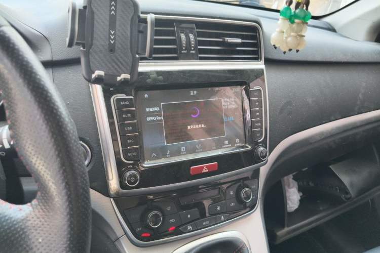 Used Haval M6 2019 1.5T Manual Two-Wheel Drive Elite Version China VI Standard Audio And AC Panel