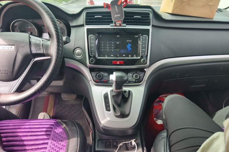 Used Haval M6 2019 1.5T DCT Two-Wheel Drive Value Edition China VI Standard Audio And AC Panel