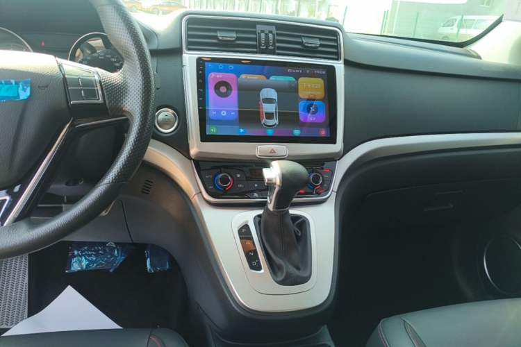 Used Haval M6 2019 1.5T DCT Two-Wheel Drive Value Edition China VI Standard Audio And AC Panel
