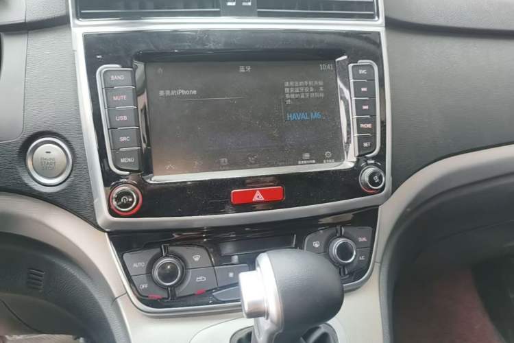 Used Haval M6 2019 1.5T DCT Two-Wheel Drive Value Edition China VI Standard Audio And AC Panel