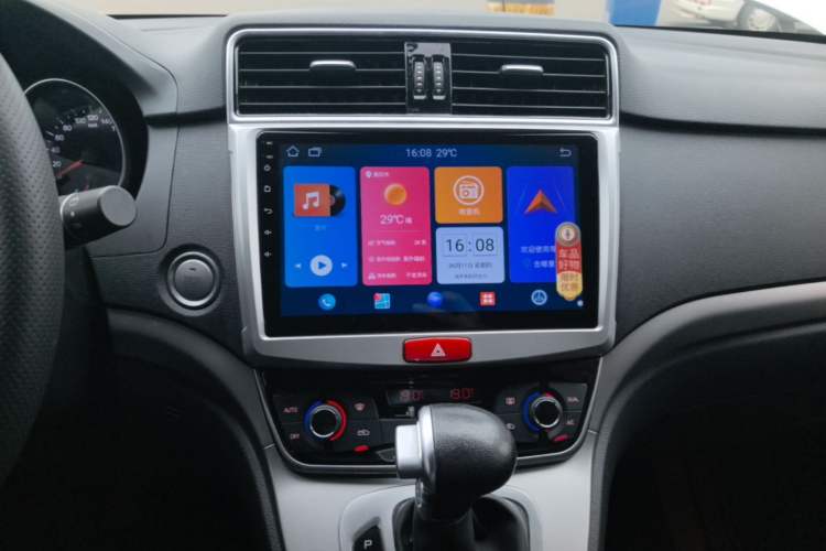 Used Haval M6 2019 1.5T DCT Two-Wheel Drive Elite Version China VI Standard Audio And AC Panel