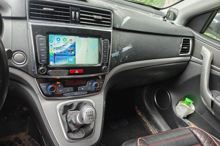 Used Haval M6 2019 1.5T Manual Two-Wheel Drive Urban Version China VI Standard Audio And AC Panel