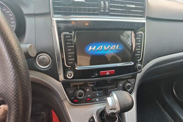 Used Haval M6 2019 1.5T DCT Two-Wheel Drive Elite Version China VI Standard Audio And AC Panel