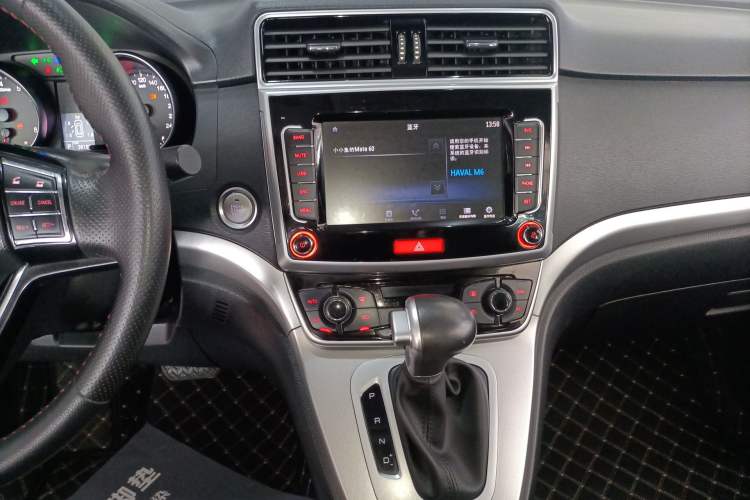 Used Haval M6 2019 1.5T DCT Two-Wheel Drive Elite Version China VI Standard Audio And AC Panel