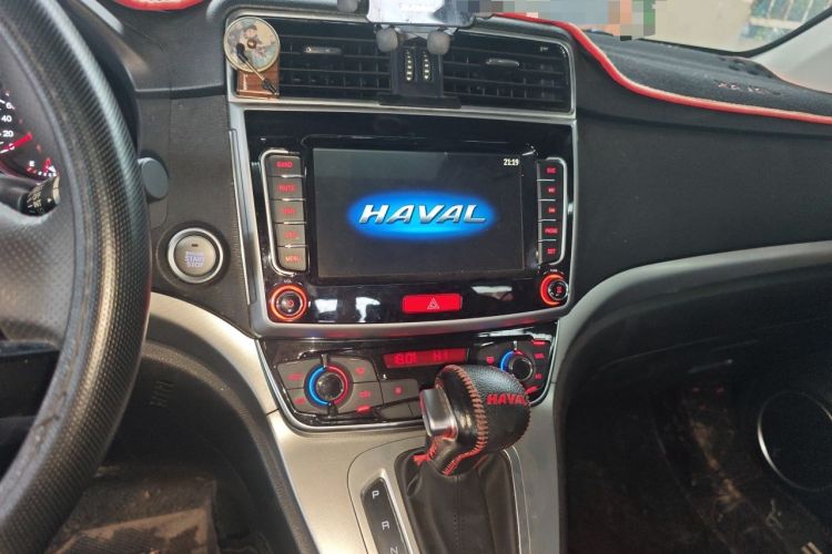 Used Haval M6 2019 1.5T DCT Two-Wheel Drive Elite Version China VI Standard Audio And AC Panel