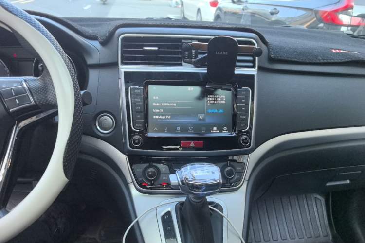 Used Haval M6 2019 1.5T DCT Two-Wheel Drive Value Edition China VI Standard Audio And AC Panel