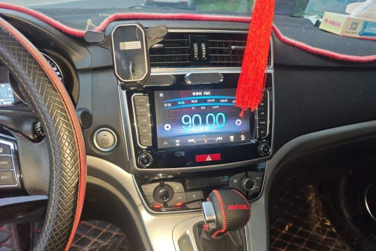 Used Haval M6 2019 1.5T DCT Two-Wheel Drive Elite Version China VI Standard Audio And AC Panel