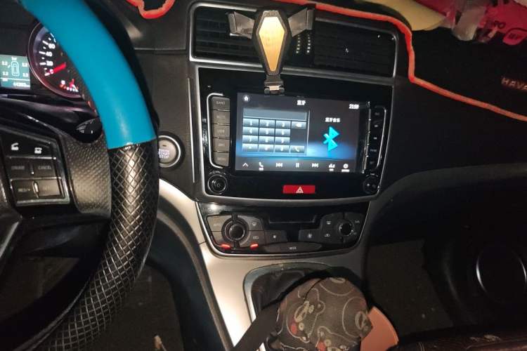 Used Haval M6 2019 1.5T Manual Two-Wheel Drive Elite Version China V Standard Audio And AC Panel