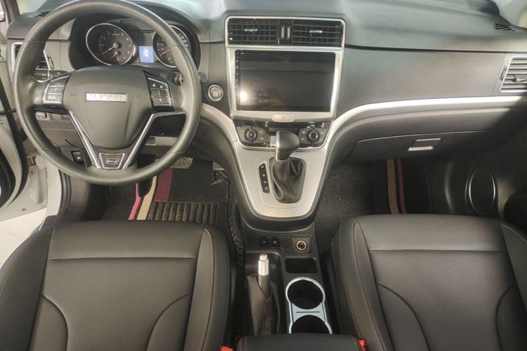 Used Haval M6 2019 1.5T DCT Two-Wheel Drive Value Edition China VI Standard Center Console