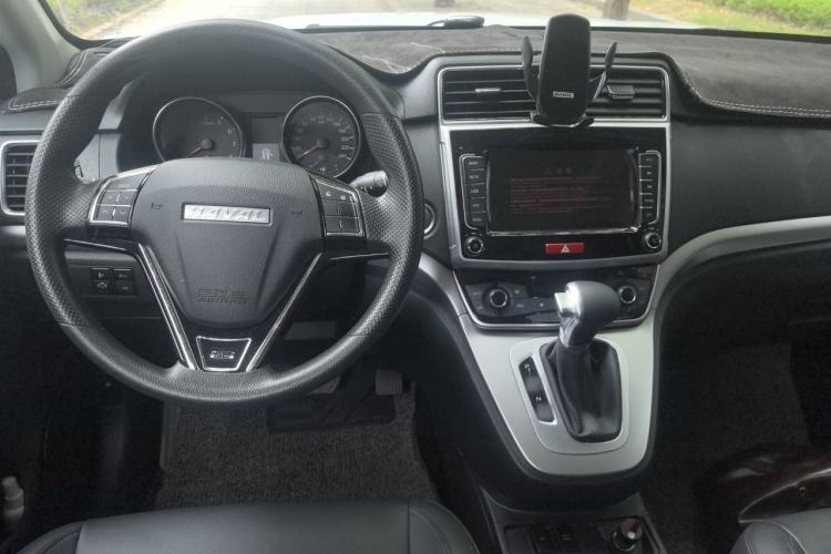 Used Haval M6 2019 1.5T DCT Two-Wheel Drive Value Edition China VI Standard Center Console