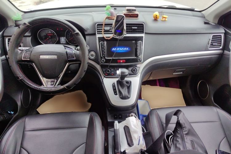 Used Haval M6 2019 1.5T DCT Two-Wheel Drive Elite Version China V Standard Center Console