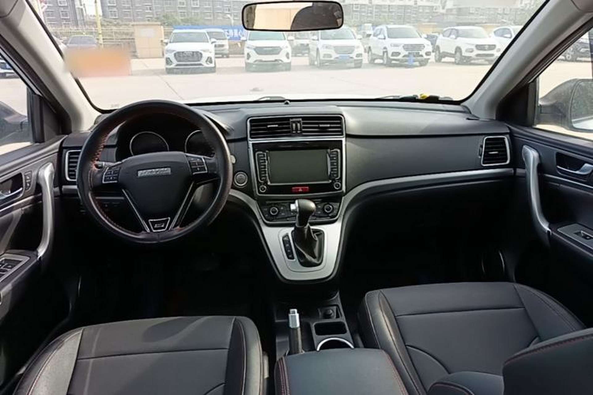 Used Haval M6 2019 1.5T DCT Two-Wheel Drive Value Edition China VI Standard Center Console