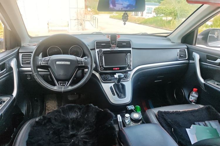 Used Haval M6 2019 1.5T DCT Two-Wheel Drive Value Edition China VI Standard Center Console