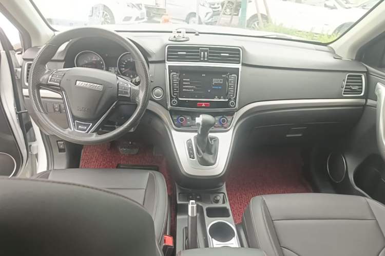 Used Haval M6 2019 1.5T DCT Two-Wheel Drive Value Edition China VI Standard Center Console