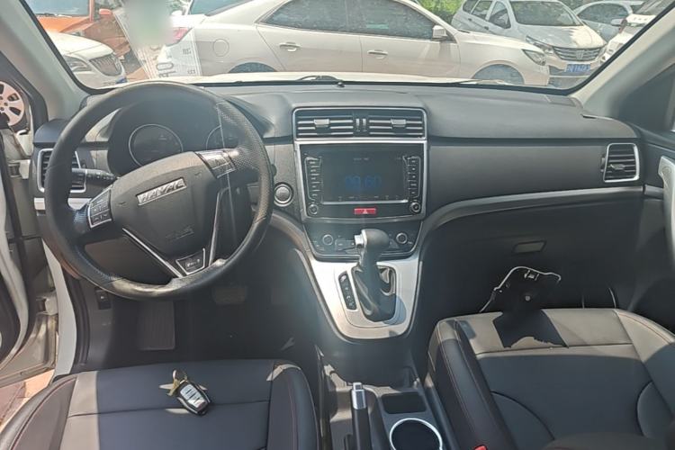 Used Haval M6 2019 1.5T DCT Two-Wheel Drive Value Edition China VI Standard Center Console
