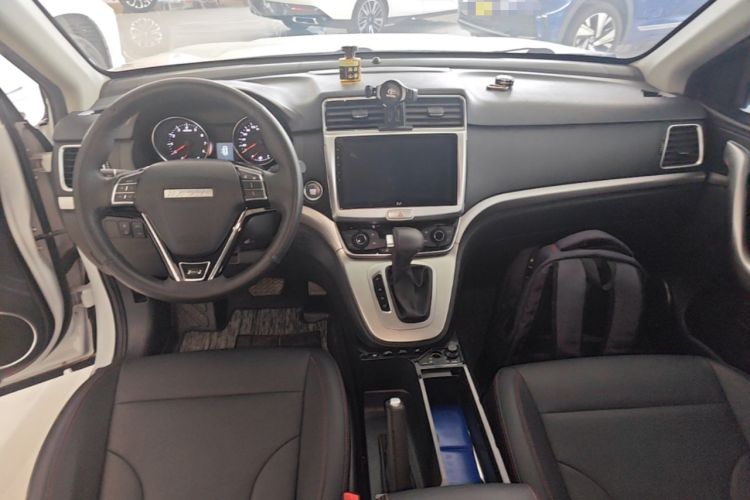 Used Haval M6 2019 1.5T DCT Two-Wheel Drive Value Edition China VI Standard Center Console