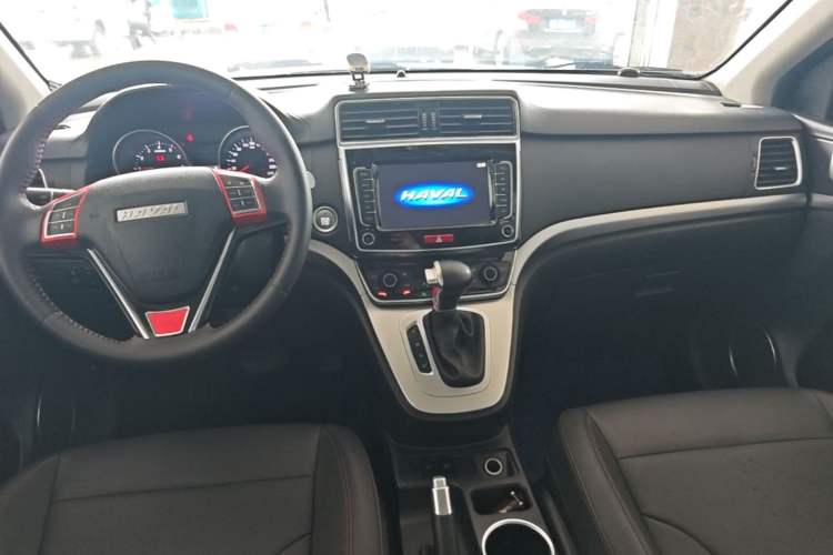 Used Haval M6 2019 1.5T DCT Two-Wheel Drive Elite Version China VI Standard Center Console