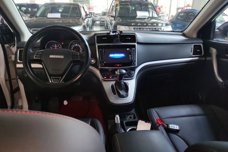 Used Haval M6 2019 1.5T DCT Two-Wheel Drive Value Edition China VI Standard Center Console