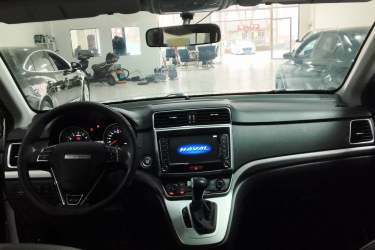 Used Haval M6 2019 1.5T DCT Two-Wheel Drive Value Edition China VI Standard Center Console