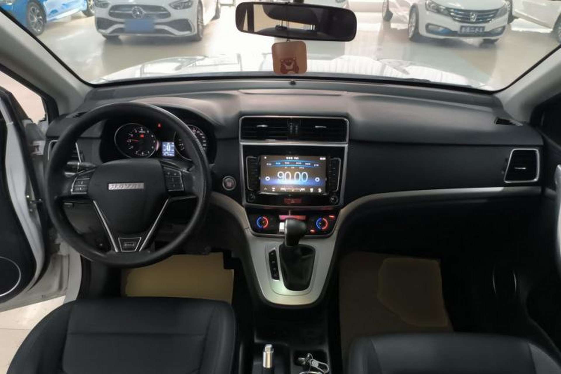 Used Haval M6 2019 1.5T DCT Two-Wheel Drive Value Edition China VI Standard Center Console